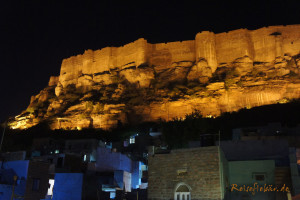 indien jodhpur mehrangarh fort beleuchtet